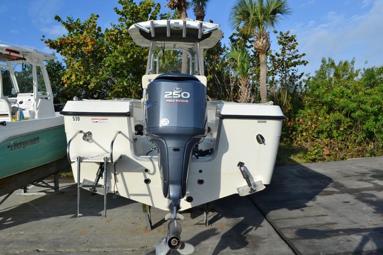 Thumbnail 4 for Used 2010 Hydra-Sports 2000 Center Console boat for sale in Vero Beach, FL