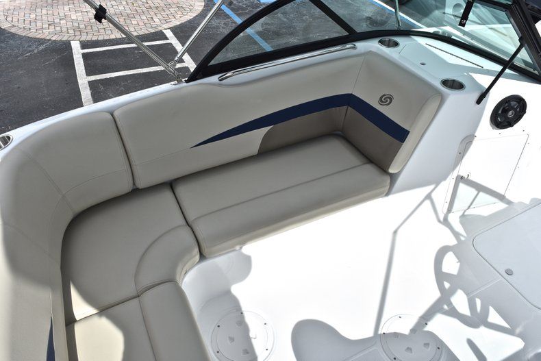 Thumbnail 21 for New 2019 Hurricane SunDeck SD 187 OB boat for sale in West Palm Beach, FL