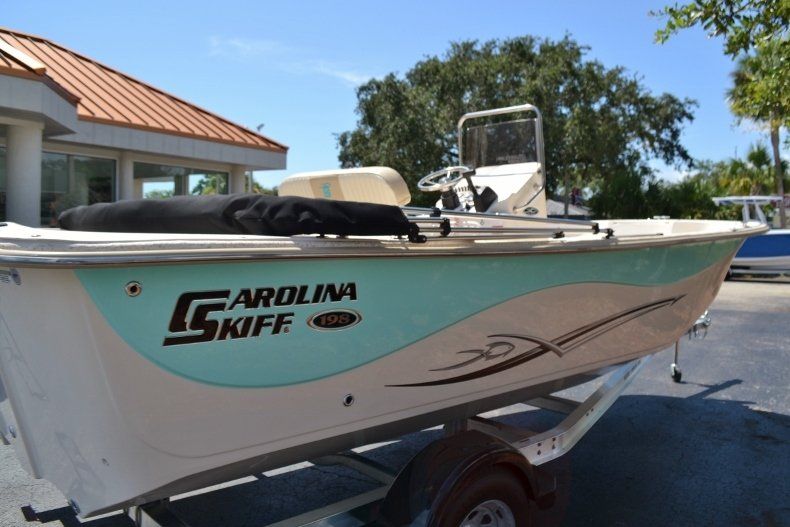 Thumbnail 8 for New 2019 Carolina Skiff 198DLV boat for sale in Vero Beach, FL