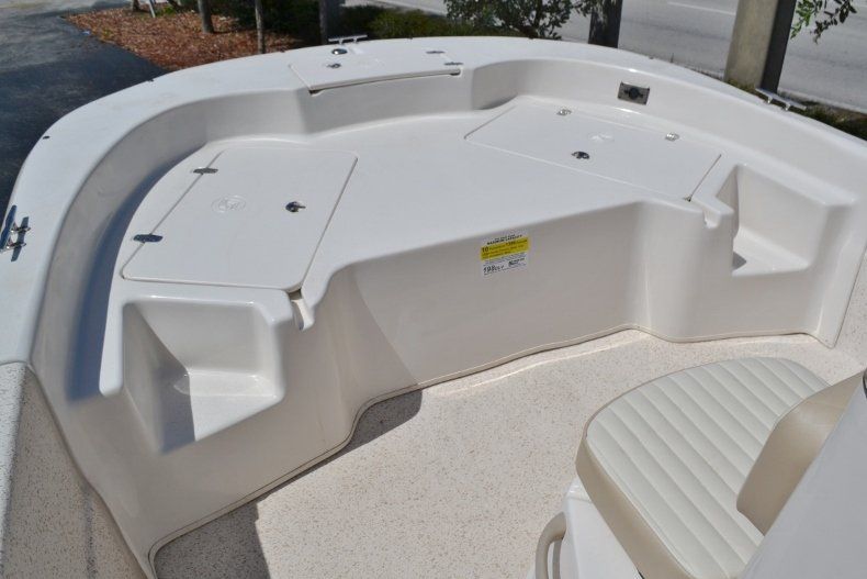 Thumbnail 13 for New 2019 Carolina Skiff 198DLV boat for sale in Vero Beach, FL