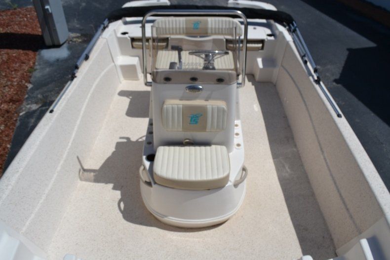 Thumbnail 16 for New 2019 Carolina Skiff 198DLV boat for sale in Vero Beach, FL