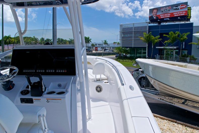 Thumbnail 4 for New 2015 Sportsman Heritage 251 Center Console boat for sale in Miami, FL