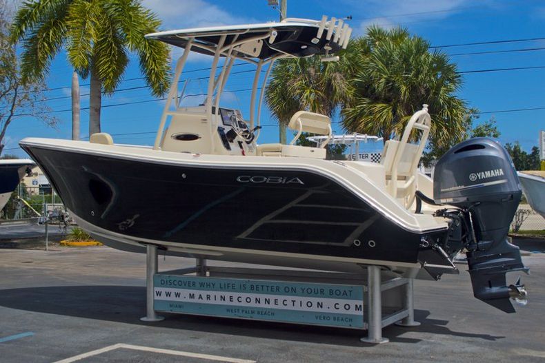 Thumbnail 6 for New 2016 Cobia 220 Center Console boat for sale in Vero Beach, FL
