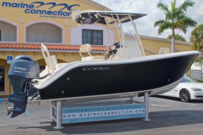 Thumbnail 8 for New 2016 Cobia 220 Center Console boat for sale in Vero Beach, FL