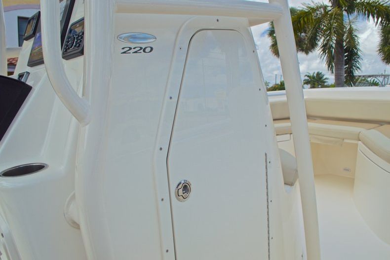 Thumbnail 41 for New 2016 Cobia 220 Center Console boat for sale in Vero Beach, FL