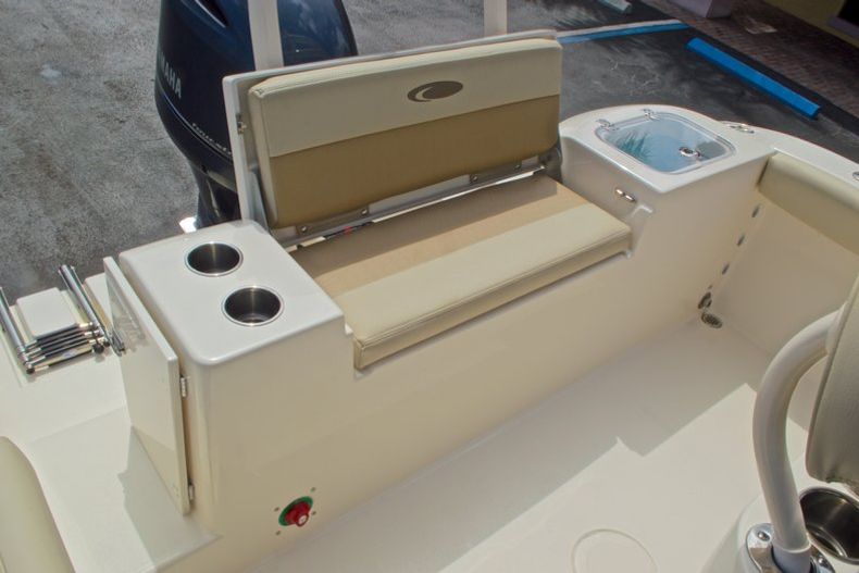 Thumbnail 15 for New 2016 Cobia 220 Center Console boat for sale in Vero Beach, FL