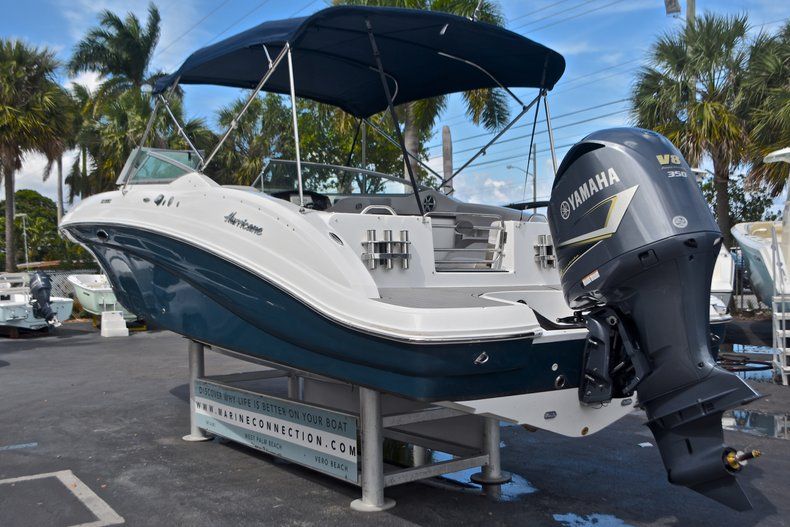 Thumbnail 6 for New 2017 Hurricane SunDeck SD 2690 OB boat for sale in West Palm Beach, FL