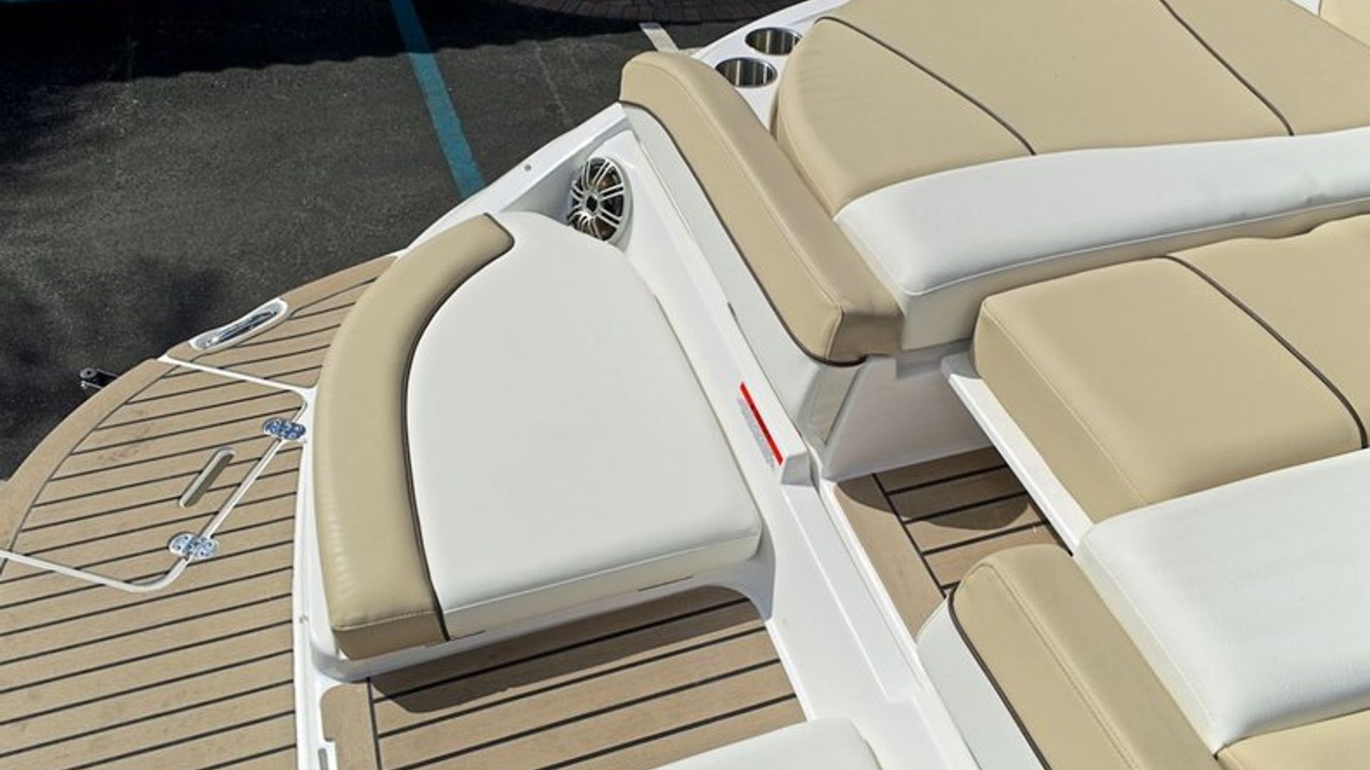 New 2014 Rinker Captiva 276 Bowrider #5306 image 37