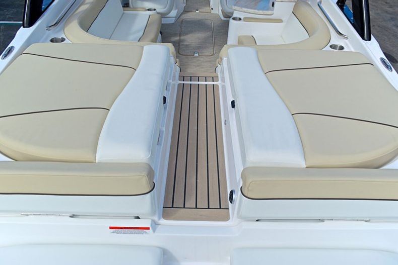 Thumbnail 46 for New 2014 Rinker Captiva 276 Bowrider boat for sale in West Palm Beach, FL