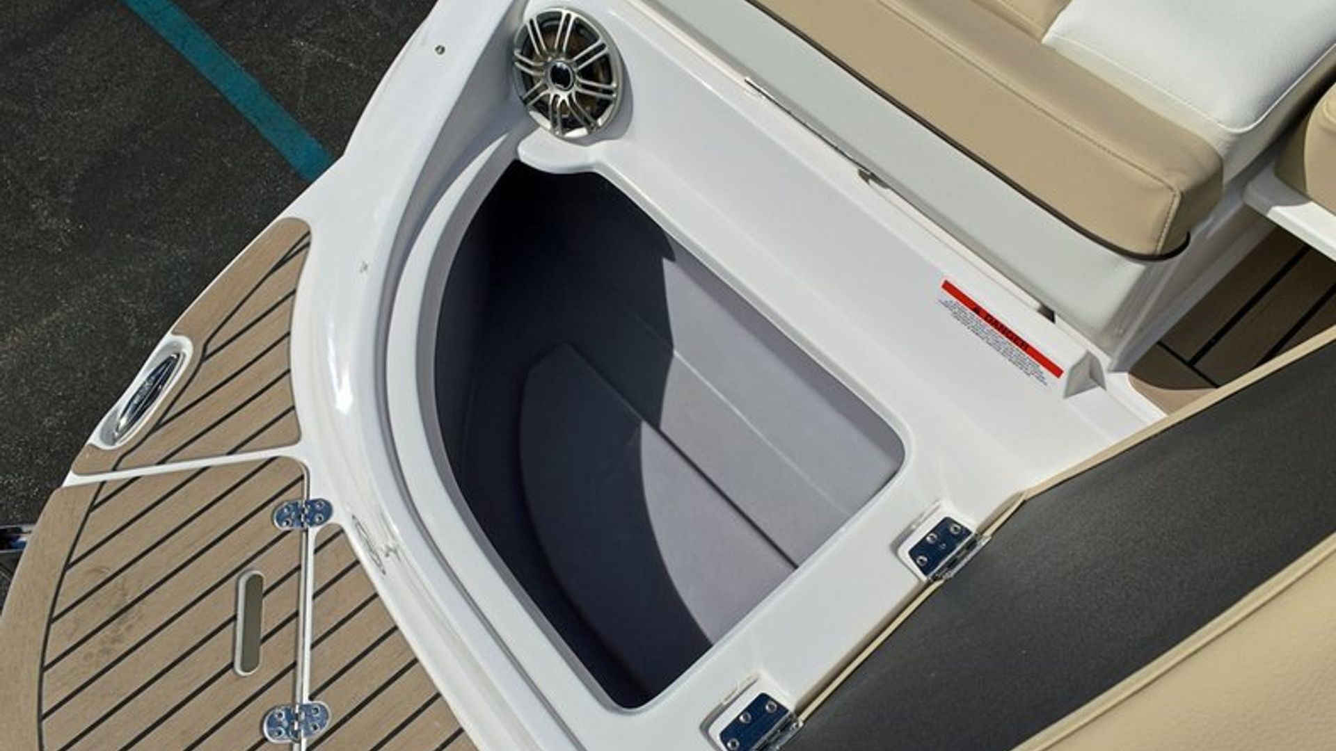 New 2014 Rinker Captiva 276 Bowrider #5306 image 40