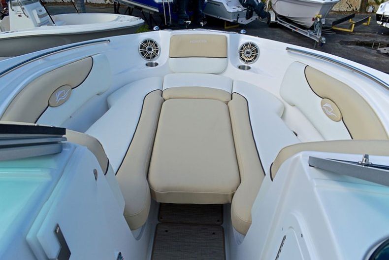 Thumbnail 109 for New 2014 Rinker Captiva 276 Bowrider boat for sale in West Palm Beach, FL