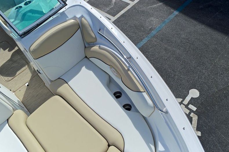 Thumbnail 119 for New 2014 Rinker Captiva 276 Bowrider boat for sale in West Palm Beach, FL