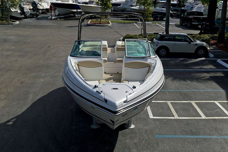 Thumbnail 135 for New 2014 Rinker Captiva 276 Bowrider boat for sale in West Palm Beach, FL