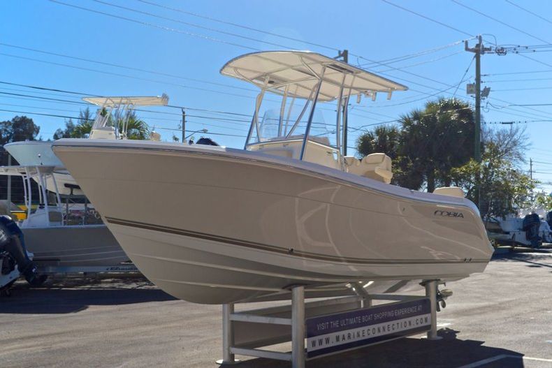 Thumbnail 3 for New 2014 Cobia 217 Center Console boat for sale in West Palm Beach, FL