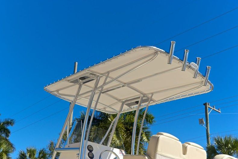 Thumbnail 10 for New 2014 Cobia 217 Center Console boat for sale in West Palm Beach, FL