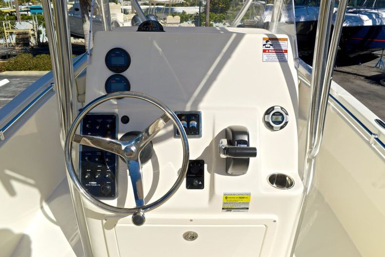 Thumbnail 33 for New 2014 Cobia 217 Center Console boat for sale in West Palm Beach, FL