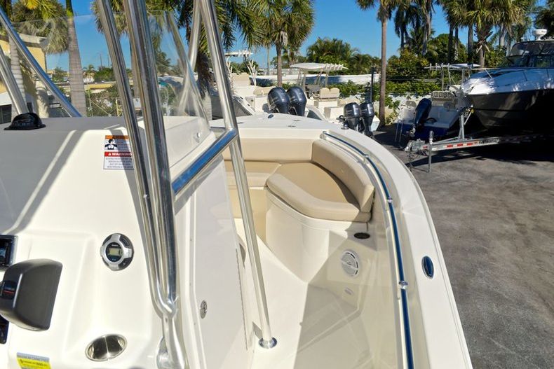 Thumbnail 35 for New 2014 Cobia 217 Center Console boat for sale in West Palm Beach, FL
