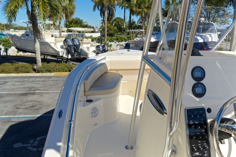Thumbnail 36 for New 2014 Cobia 217 Center Console boat for sale in West Palm Beach, FL