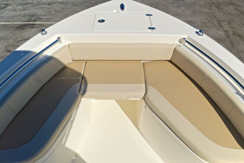 Thumbnail 52 for New 2014 Cobia 217 Center Console boat for sale in West Palm Beach, FL
