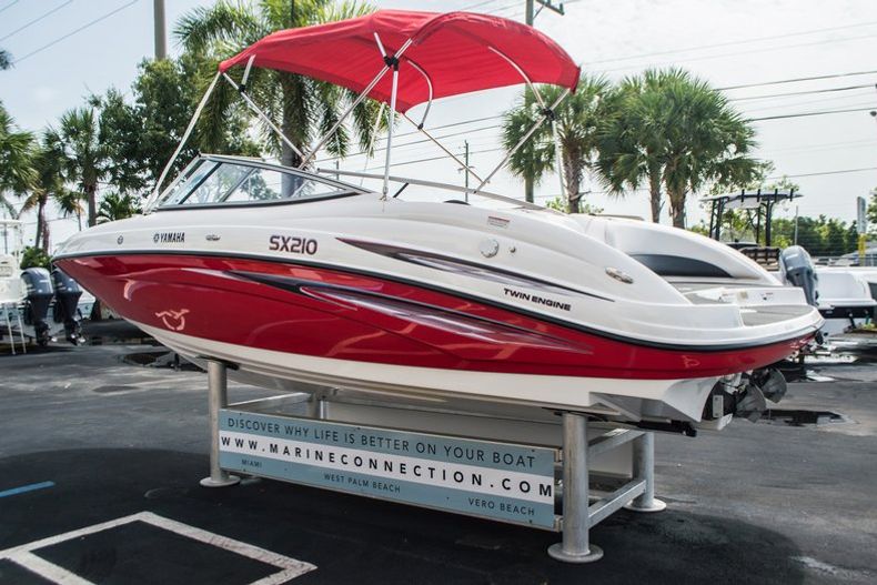 Thumbnail 5 for Used 2007 Yamaha SX210 boat for sale in West Palm Beach, FL