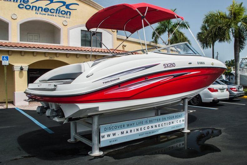 Thumbnail 7 for Used 2007 Yamaha SX210 boat for sale in West Palm Beach, FL