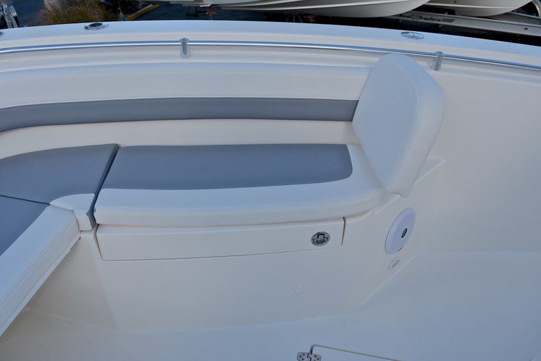 Thumbnail 59 for New 2018 Cobia 261 Center Console boat for sale in Miami, FL