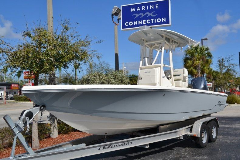 Thumbnail 1 for New 2017 Pathfinder 2500 HPS boat for sale in Vero Beach, FL