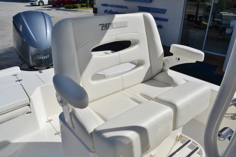Thumbnail 21 for New 2017 Pathfinder 2500 HPS boat for sale in Vero Beach, FL