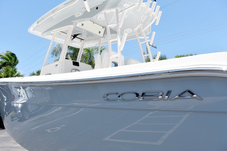 Thumbnail 6 for New 2019 Cobia 301 CC Center Console boat for sale in West Palm Beach, FL