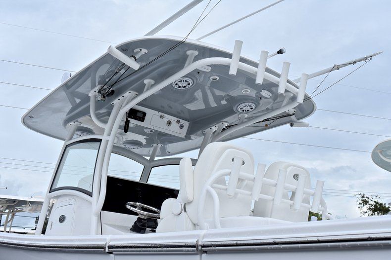 Thumbnail 1 for New 2018 Sportsman Open 312 Center Console boat for sale in West Palm Beach, FL