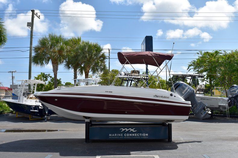 Thumbnail 4 for New 2019 Hurricane 188 SunDeck Sport OB boat for sale in West Palm Beach, FL
