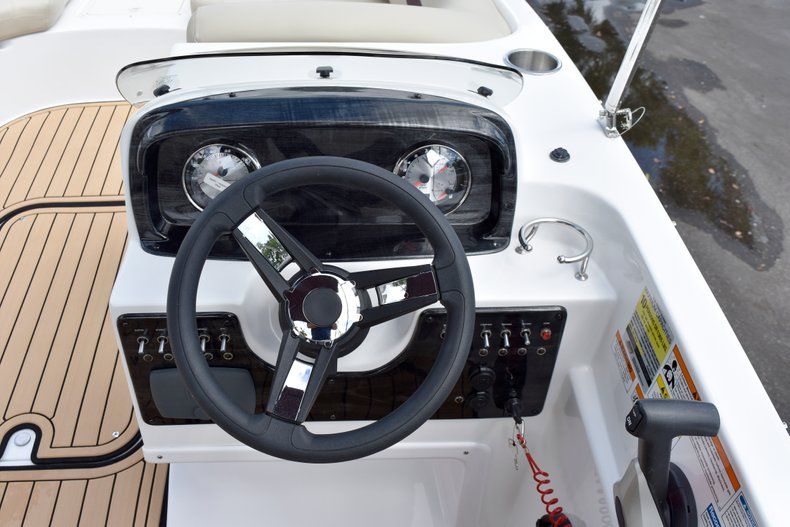 Thumbnail 27 for New 2019 Hurricane 188 SunDeck Sport OB boat for sale in West Palm Beach, FL