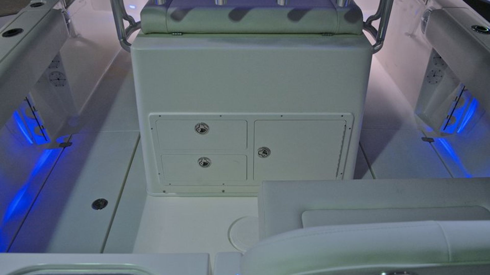 New 2013 Cobia 237 Center Console #P031 image 14