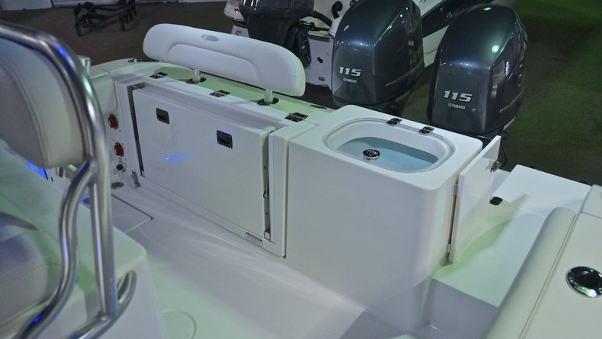 New 2013 Cobia 237 Center Console #P031 image 18