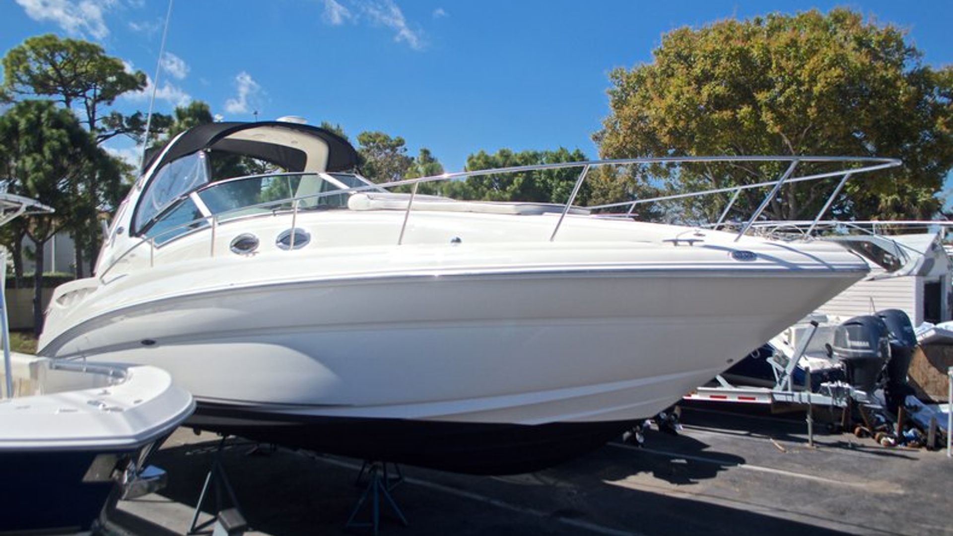 Used 2004 Sea Ray 320 Sundancer #4513 image 1