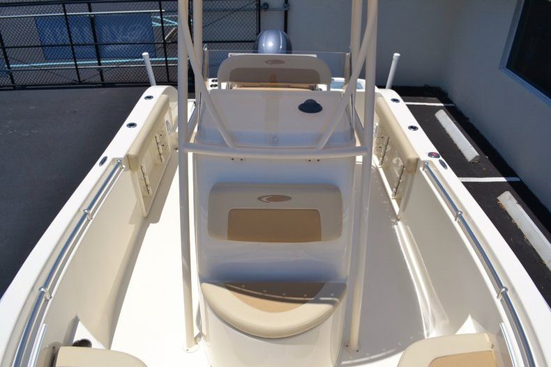 Thumbnail 12 for New 2014 Cobia 201 Center Console boat for sale in West Palm Beach, FL