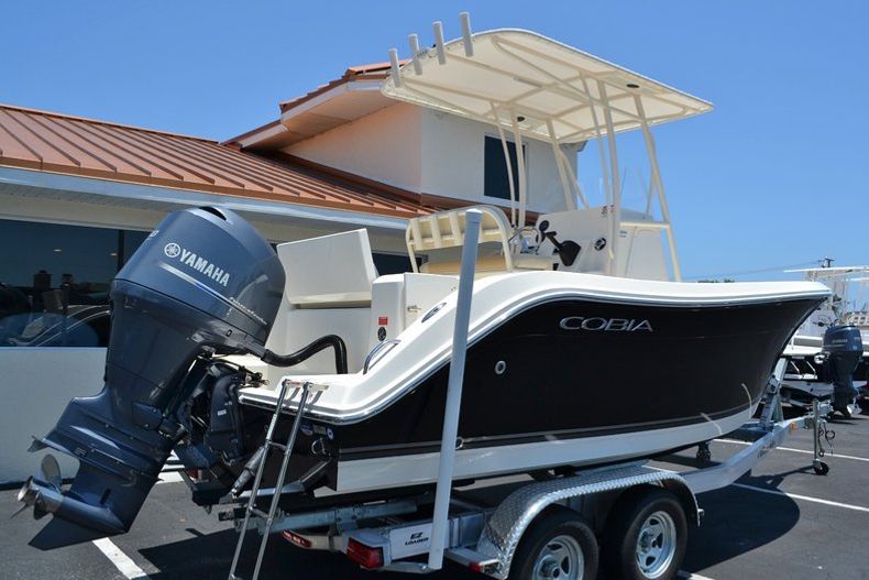 Thumbnail 6 for New 2014 Cobia 201 Center Console boat for sale in West Palm Beach, FL