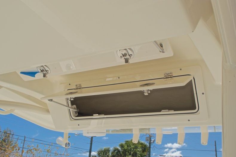 Thumbnail 42 for New 2017 Cobia 237 Center Console boat for sale in West Palm Beach, FL