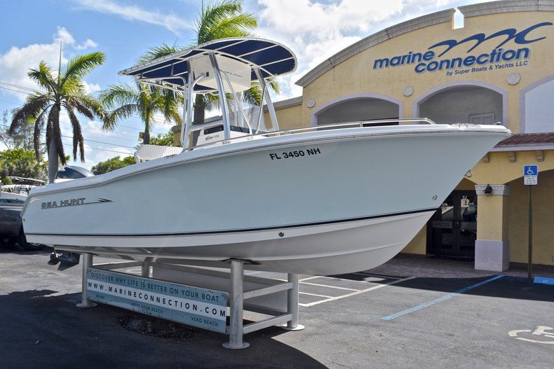 Thumbnail 2 for Used 2007 Sea Hunt Triton 220 Center Console boat for sale in West Palm Beach, FL