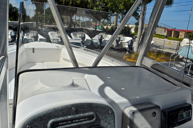 Thumbnail 35 for Used 2007 Sea Hunt Triton 220 Center Console boat for sale in West Palm Beach, FL