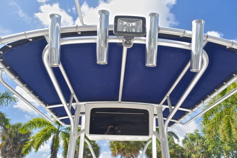 Thumbnail 30 for Used 2007 Sea Hunt Triton 220 Center Console boat for sale in West Palm Beach, FL