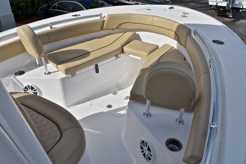 Thumbnail 39 for New 2018 Sportsman Open 212 Center Console boat for sale in Islamorada, FL