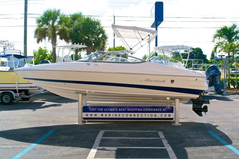 Thumbnail 3 for Used 2005 Mariah SX21 Bowrider boat for sale in West Palm Beach, FL