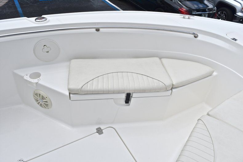 Thumbnail 35 for Used 2014 Mako 204 Center Console boat for sale in West Palm Beach, FL