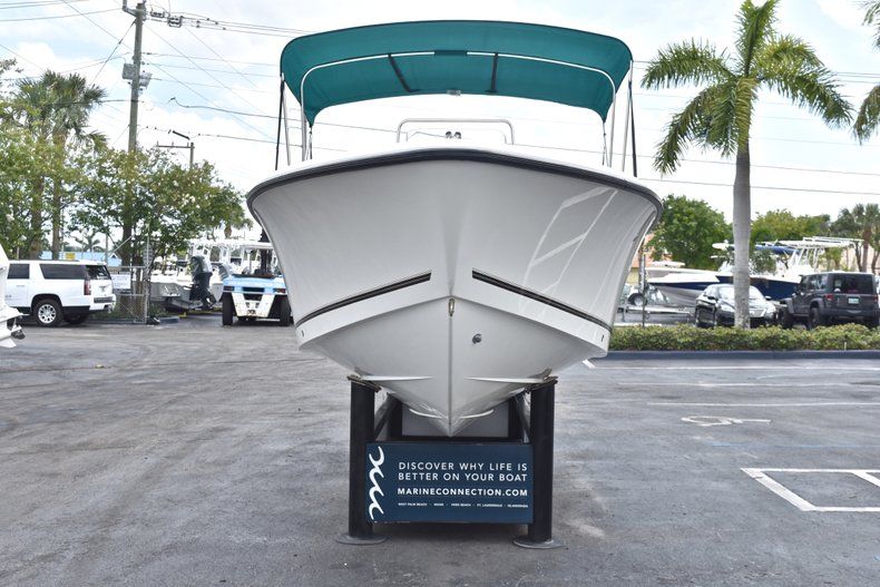 Thumbnail 2 for Used 2014 Mako 204 Center Console boat for sale in West Palm Beach, FL