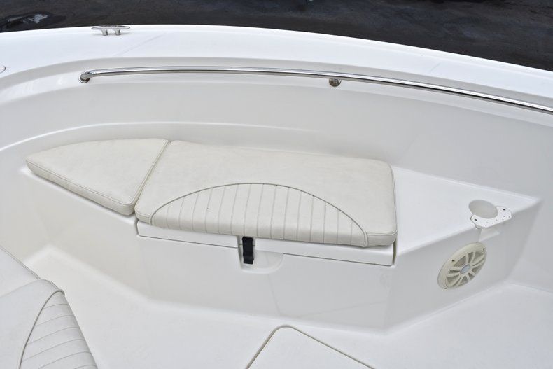Thumbnail 37 for Used 2014 Mako 204 Center Console boat for sale in West Palm Beach, FL