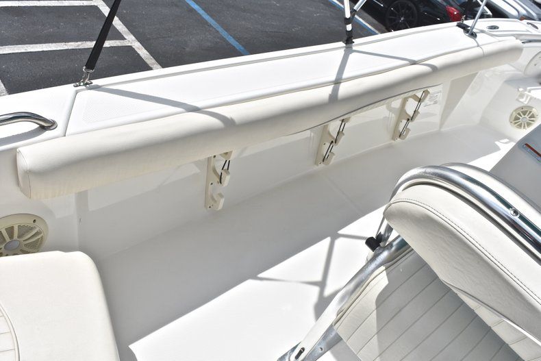 Thumbnail 17 for Used 2014 Mako 204 Center Console boat for sale in West Palm Beach, FL