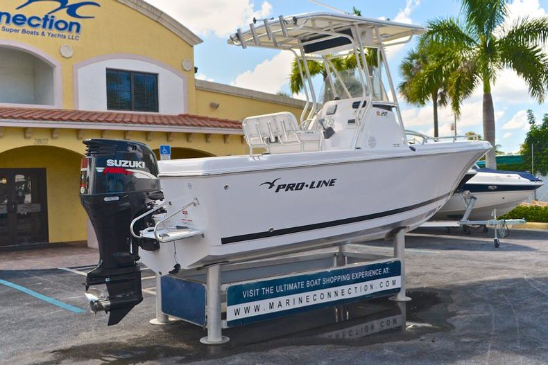 Thumbnail 8 for Used 2008 Pro-Line 20 Sport Center Console boat for sale in West Palm Beach, FL