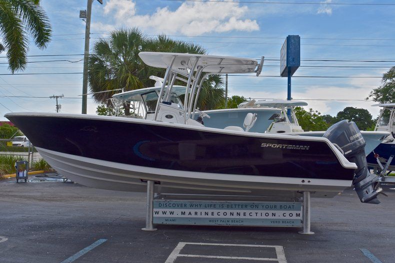 Thumbnail 4 for Used 2013 Sportsman Heritage 229 Center Console boat for sale in West Palm Beach, FL