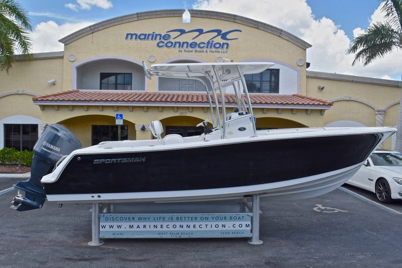 Used 2013 Sportsman Heritage 229 Center Console boat for sale in West Palm Beach, FL
